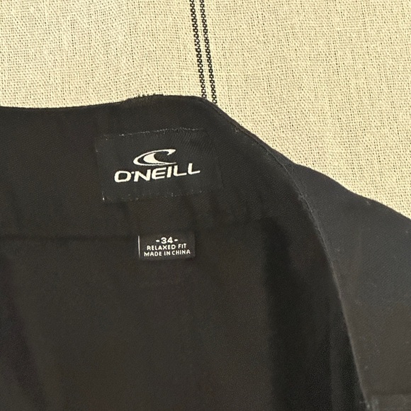 O'Neill Men's Classic Black Flat Front Shorts - Picture 2 of 4